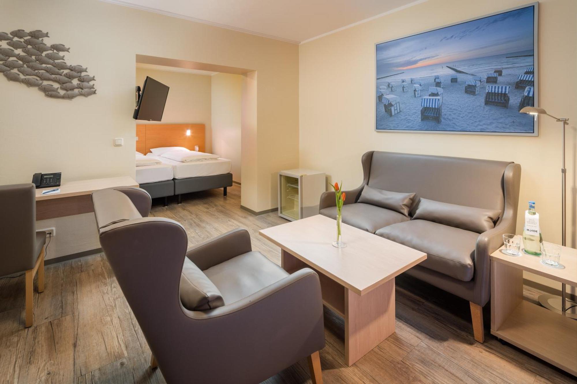 Beachside Hotel